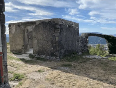 Réfection du cabanon coté ouest 
